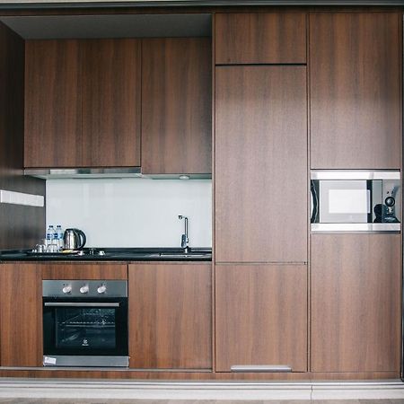 Expressionz Professional Suites By Mykey Kuala Lumpur Kültér fotó A kitchen in a serviced apartment