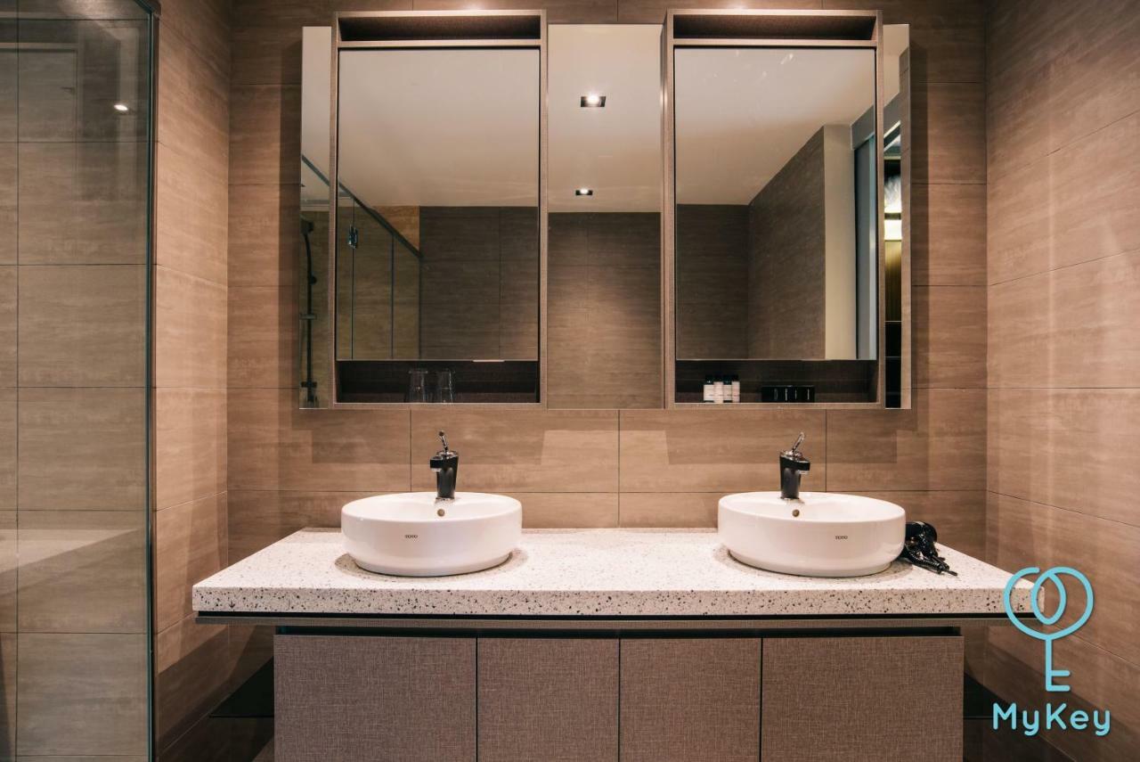 Expressionz Professional Suites By Mykey Kuala Lumpur Kültér fotó Bathroom